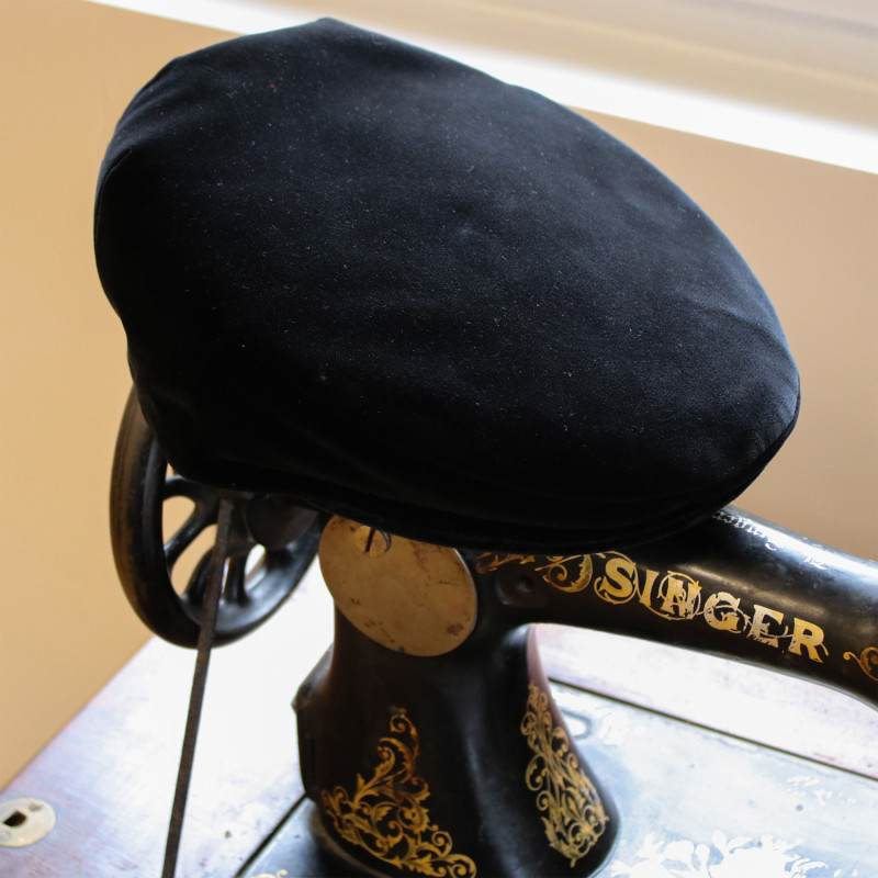 Traditional palatine velvet Camargue cap