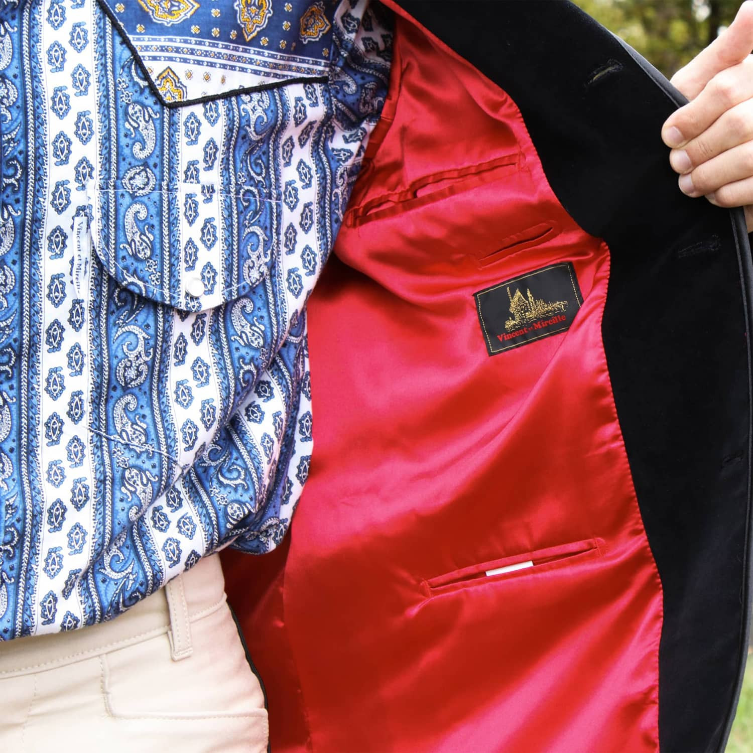 Traditional Camargue gardian jackets - Vincent et Mireille